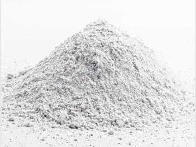 Hydrated lime (calcium hydroxide) manufactured by Deshwali Minerals