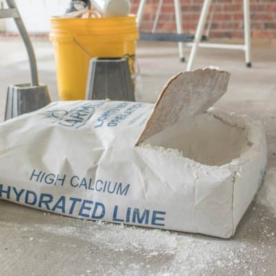 Quick lime packed in bags and jumbo bags